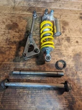 2000 YAMAHA YZF-R1 1000 REAR SHOCK WITH LINKAGE AND SWINGARM PIVOT BOLT