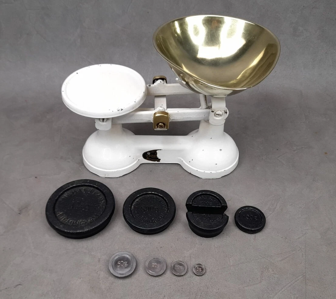 Vintage Thomas Plant of Birmingham Kitchen Balance Scales with Weights