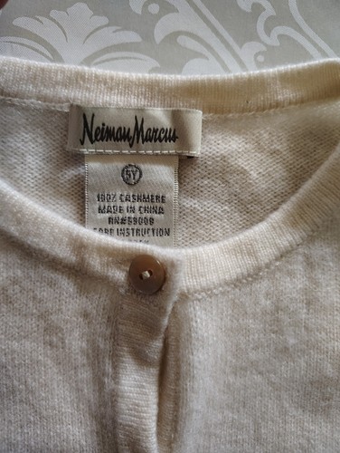 Neiman Marcus 100% Cashmere Cardigan Sweater Ivory 5Y Girl - Picture 2 of 5