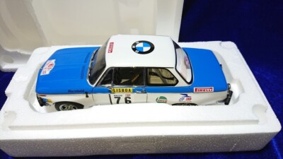 1/18 Autoart BMW 2002 TAP PORTUGAL RALLY 1972 WINNER WARMBOLD