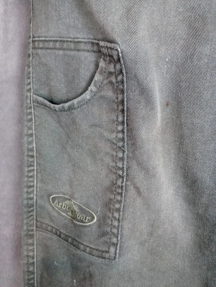 Arborwear Original Tree Climbers Pant Green Measures 36x27 READ DESCRIPTION  - Image 2 of 4