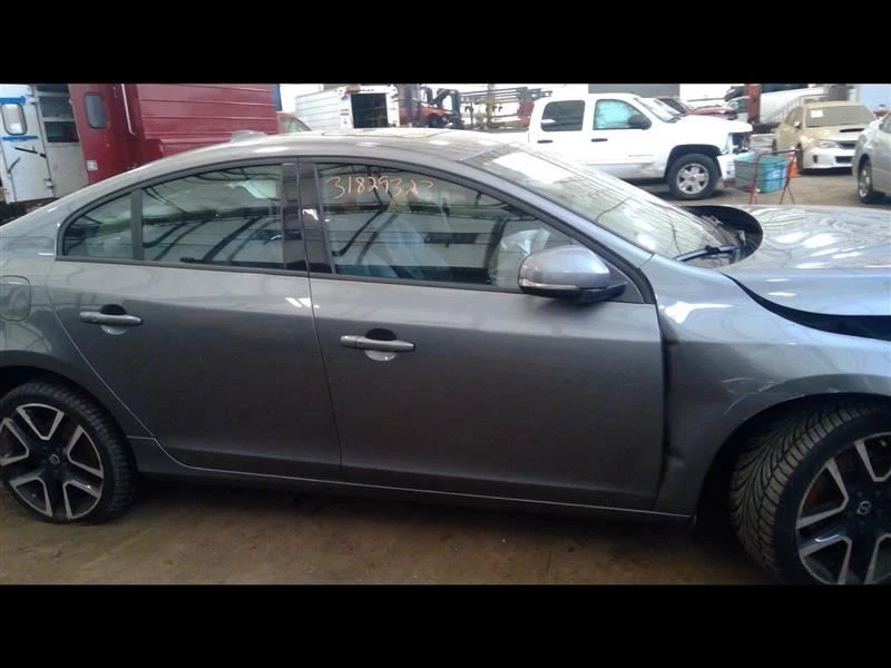 Carrier Rear Fits 16-18 VOLVO S60 4608405 Foto 4 de 4