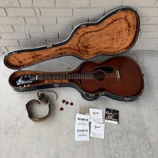 Guild M-20 Acoustic Guitar Possibly Made 1964? With Case