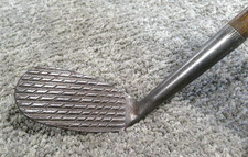 Vintage J. MacGregor R5 Bakspin Deep Groove Wood Shaft Mashie Niblick Golf Club
