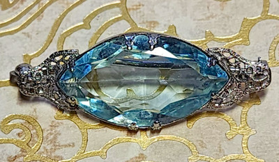 Lovely Vintage Filigree Blue Bar Brooch 1.5''