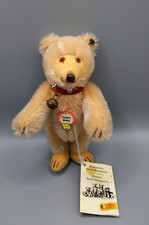 Steiff 029677 - Teddy Baby Replika  mit Knopf, Schild und Etikett