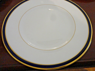 LENOX CLASSIC COLLECTION FEDERAL COBALT GOLD ONE DINNER PLATE 10.5''