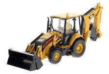 Retroexcavadora Caterpillar 420F2 IT 1:50 Diecast Masters #85233