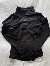 Lululemon Define Women's Size 8 Black zip up Gym set