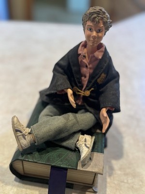 Vintage 2000 Hallmark Harry Potter Hermione Granger Figurine