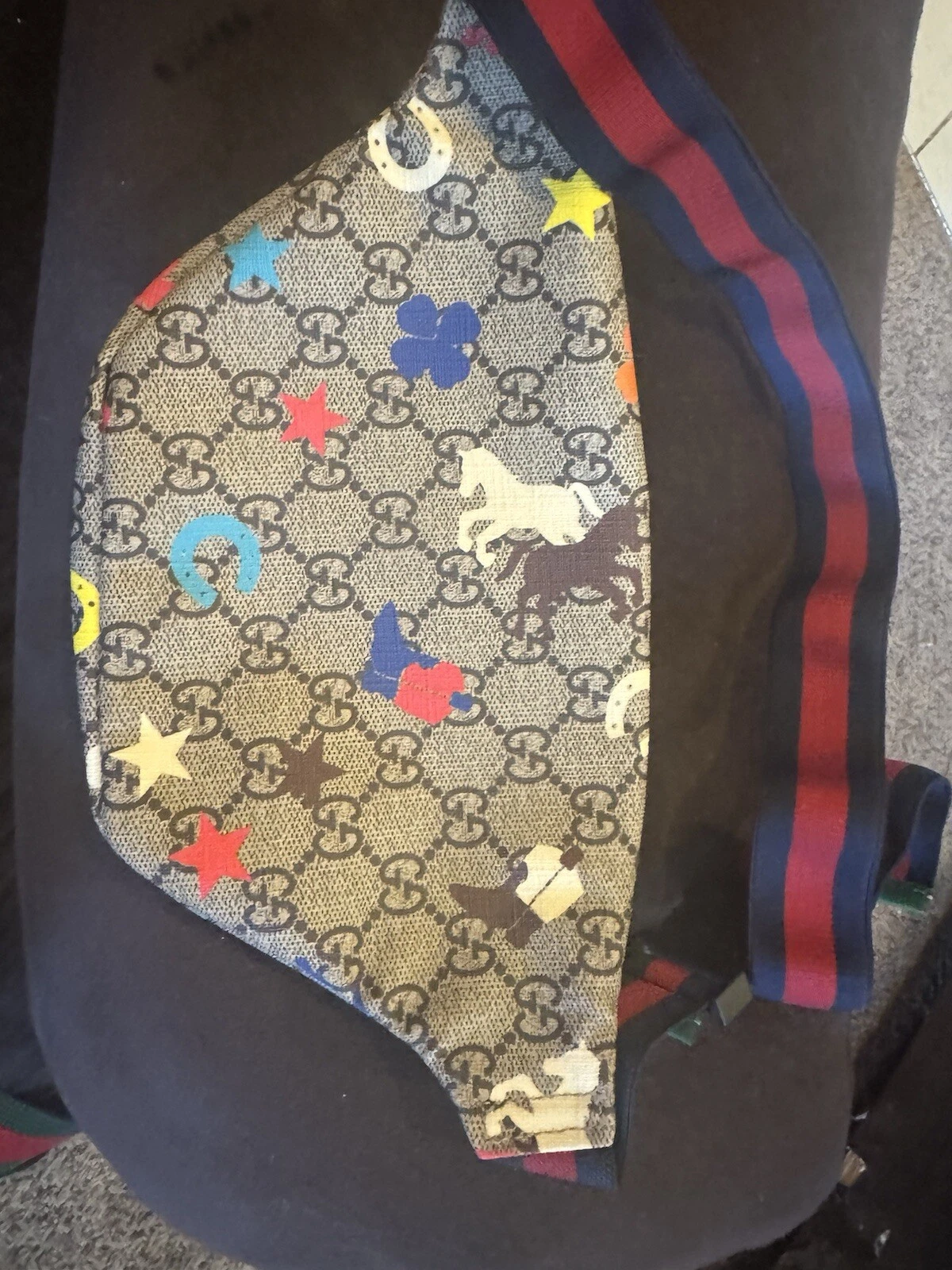 Sac ceinture imprimé cow boy/cheval Gucci GG Supreme monogramme multicolore authentique