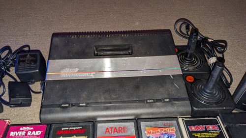 Atari 7800 system 20 Games,2 Controllers hook ups Tested to work Good condition - Picture 5 of 19