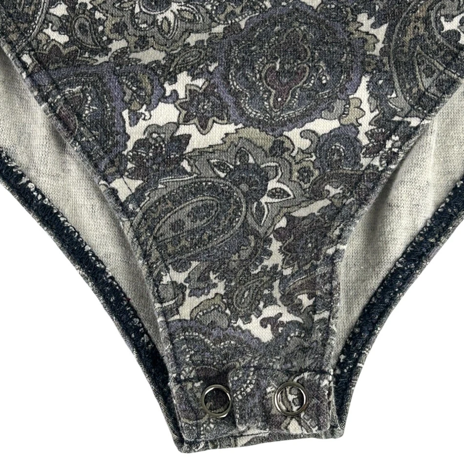 Bodywear Bi Energie Paisley Bodysuit Top Women's L Multicolor Snaps Long Sleeve - Image 4 of 4