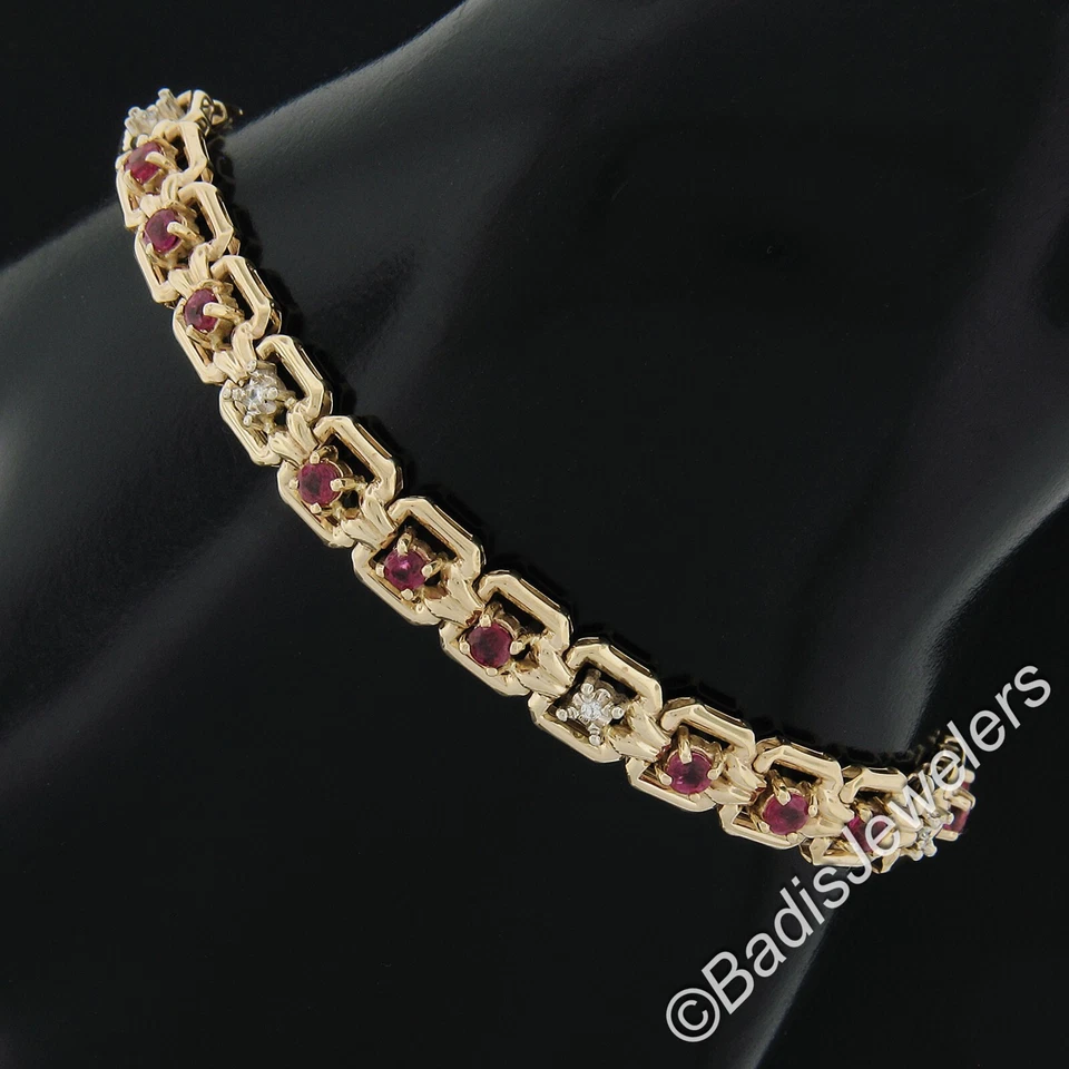 14k Gold 2.14ct Alternating Round Ruby & Diamond Open Square Chain Link Bracelet - Image 4 of 4