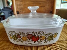 Corning Ware Spice of Life La Majolaine A-2-B 2 quart casserole, with lid.