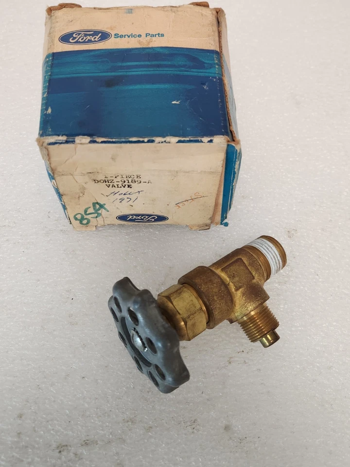 Válvula selectora de combustible para camión grande Ford L800-900 1970-1979 OEM DOHZ-9189-A NUEVO Foto 2 de 4