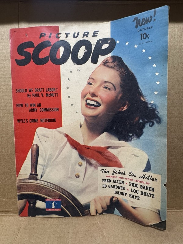 Picture Scoop Vol. 1 #1 1942