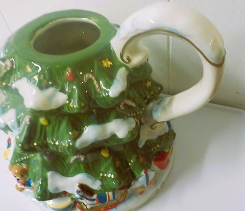 Decorative Tea Pot Burton And Burton Christmas Tree Tea Pot - Picture 3 of 6