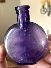 NICE AMETHYST COLORED PUMPKIN SEED SHAPED PERFUME BOTTLE 1880'S ERA DUG L@@K
