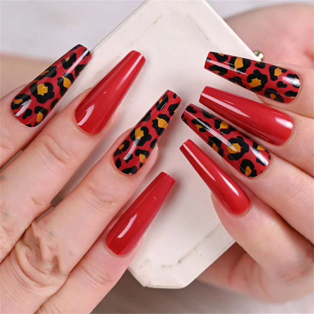 Lou is Perfectly Polished: Neon Coral and Leopard Print Nails