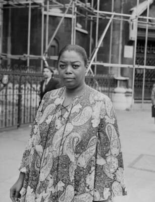 American singer Doris Troy pictured standing outside the Royal Cour - Old Photo