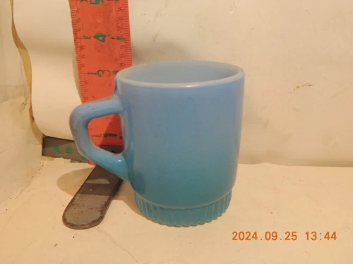 ANCHOR HOCKING FIRE KING OVEN-PROOF MUG - STACKING , BLUE COLOR