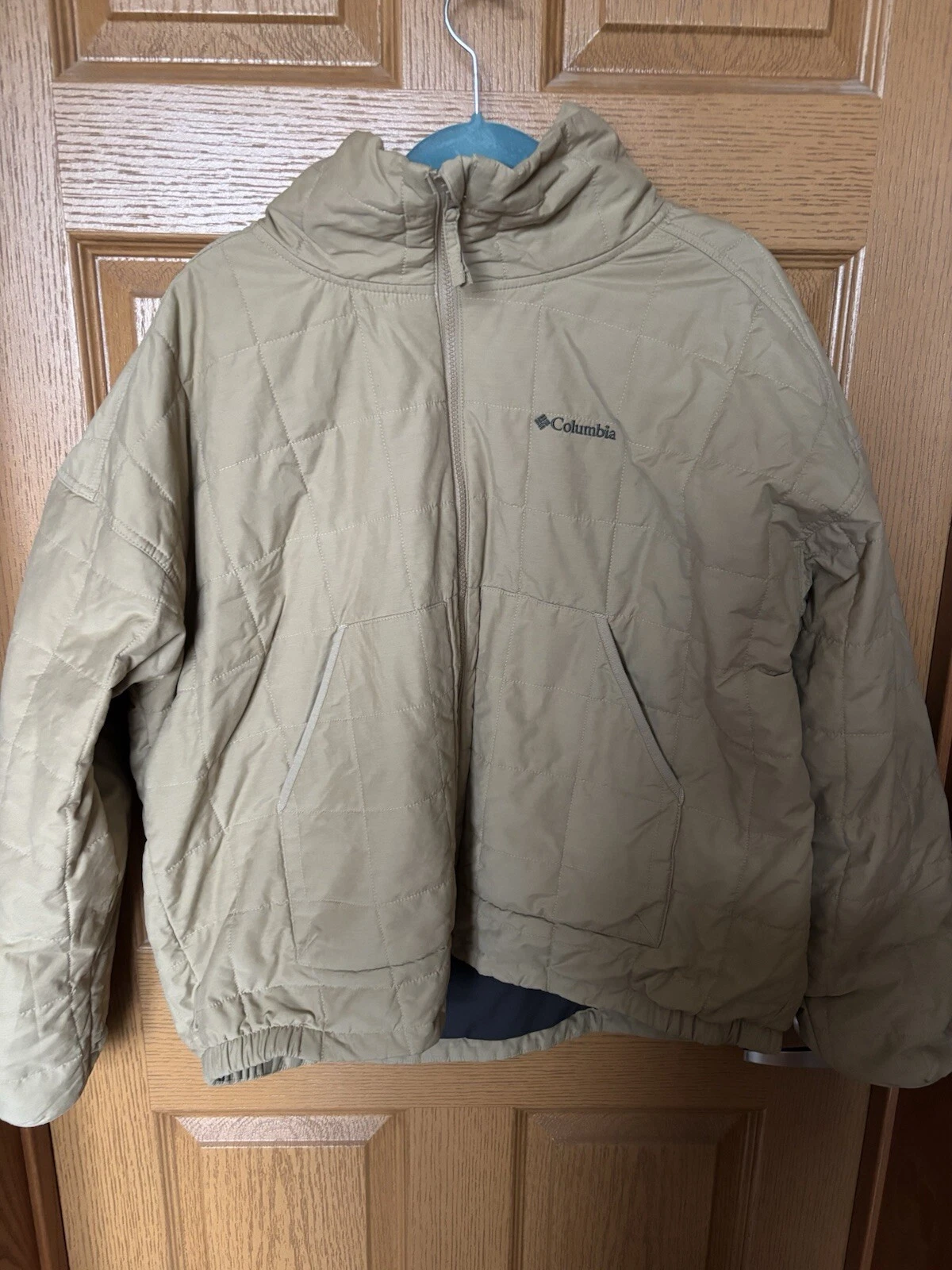 Tan Man Or Woman Columbia Jacket W/ Stitching On Outside