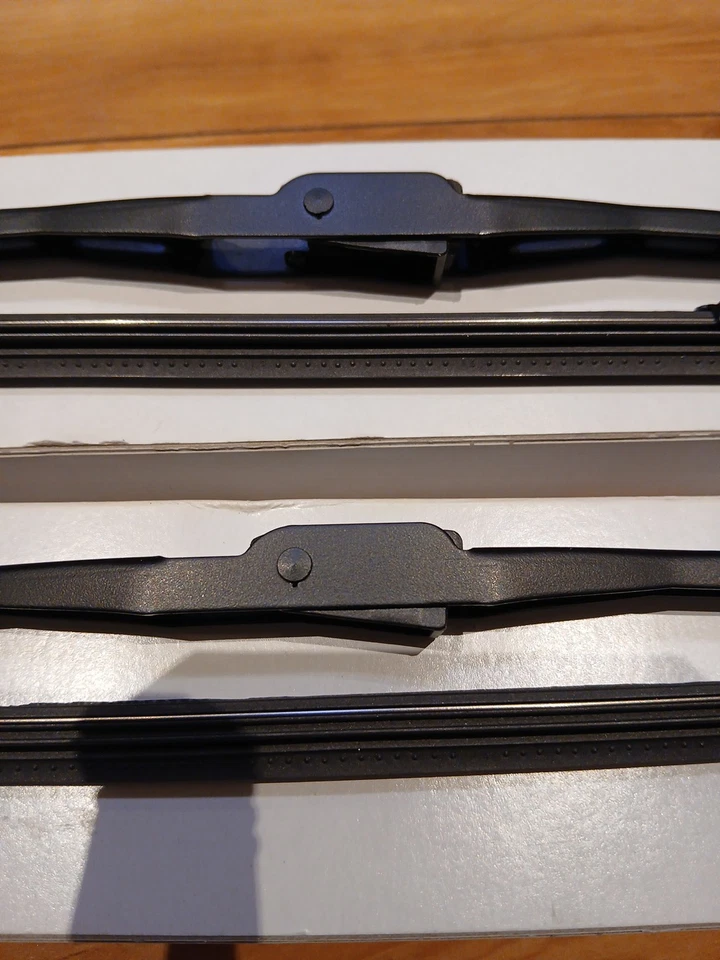 2 НОВЫЕ ОРИГИНАЛЬНЫЕ ЩЕТКИ СТЕКЛООЧИСТИТЕЛЯ ВЕТРОВОГО СТЕКЛА PPORSCHE CARRERA 911 964 96462890102  - Изображение 4 из 4