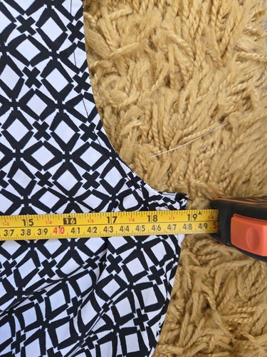 Boohoo Size 12 Playsuit- Black & White, Geometric Pattern, Sleeveless (167) - Picture 9 of 11