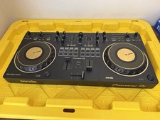 Pioneer DJ DDJ-REV1 Serato Gold Performance 2-Channel DJ Controller