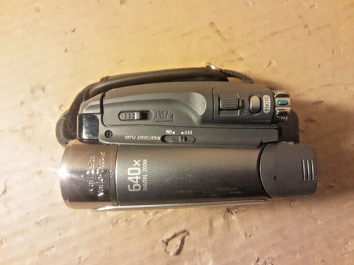 SONY HANDYCAM DCR-HC23E CAMCORDER MINI DV DIGITAL TAPE VIDEO CAMERA - Picture 3 of 10