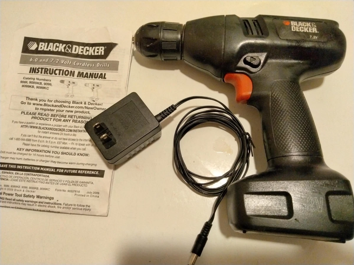 Black & Decker 7.2V Cordless Tool Set; Drill, Flashlight