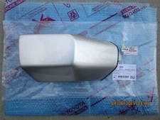 07 - 14 TOYOTA FJ CRUISER FRONT PASSENGER RIGHT SIDE BUMPER CORNER END CAP NEW 