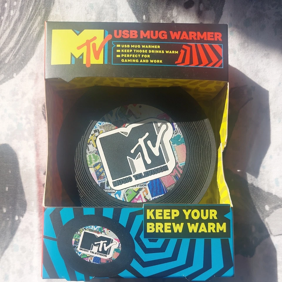 MTV USB Mug Warmer Vinyl Record Drink Plug In Mat Round Black Retro Style Music - Image 4 of 4