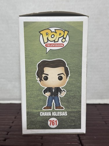 Funko Pop! Vinyl: Club de Cuervos - Chava Iglesias #761 - Bild 4 von 5