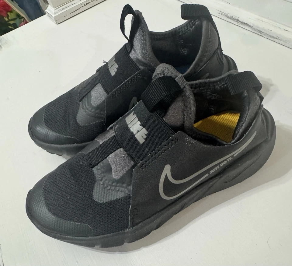Nike Flex Runner 2 Niños Talla 13c Fácil de Pull On Zapatos para Correr Negros Foto 3 de 4
