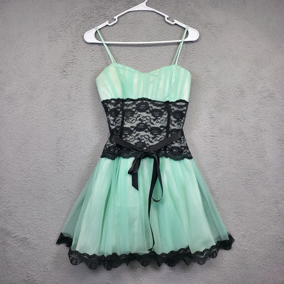 Vestido Deb Vintage Y2K Feminino S Verde Preto Floral Renda Espartilho Whimsigoth Tule - Imagem 3 de 4