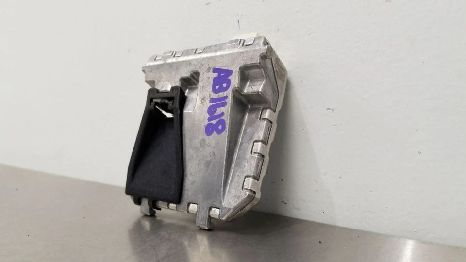 15 CADILLAC ESCALADE CARRIL MANTENER ASISTENCIA CÁMARA PARABRISAS MONTADO 23171580 Foto 3 de 4