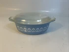 Vintage Pyrex Blue Tulip Pattern 1.5 Quart Casserole Dish With Glass Lid 943C-18
