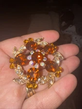 Schreiner Vintage Topaz Crystal Rhinestone Pin Brooch