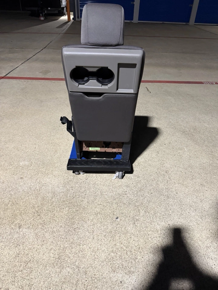 2015-2025款福特F150 F250 F350中控台灰布跳座控制台 — 第 4/4 张图片