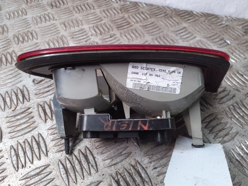 SAAB 9-3 MK2 2002-2006 N/S Passengers Left Rear Taillight Tail Light Inner - Image 3 of 4