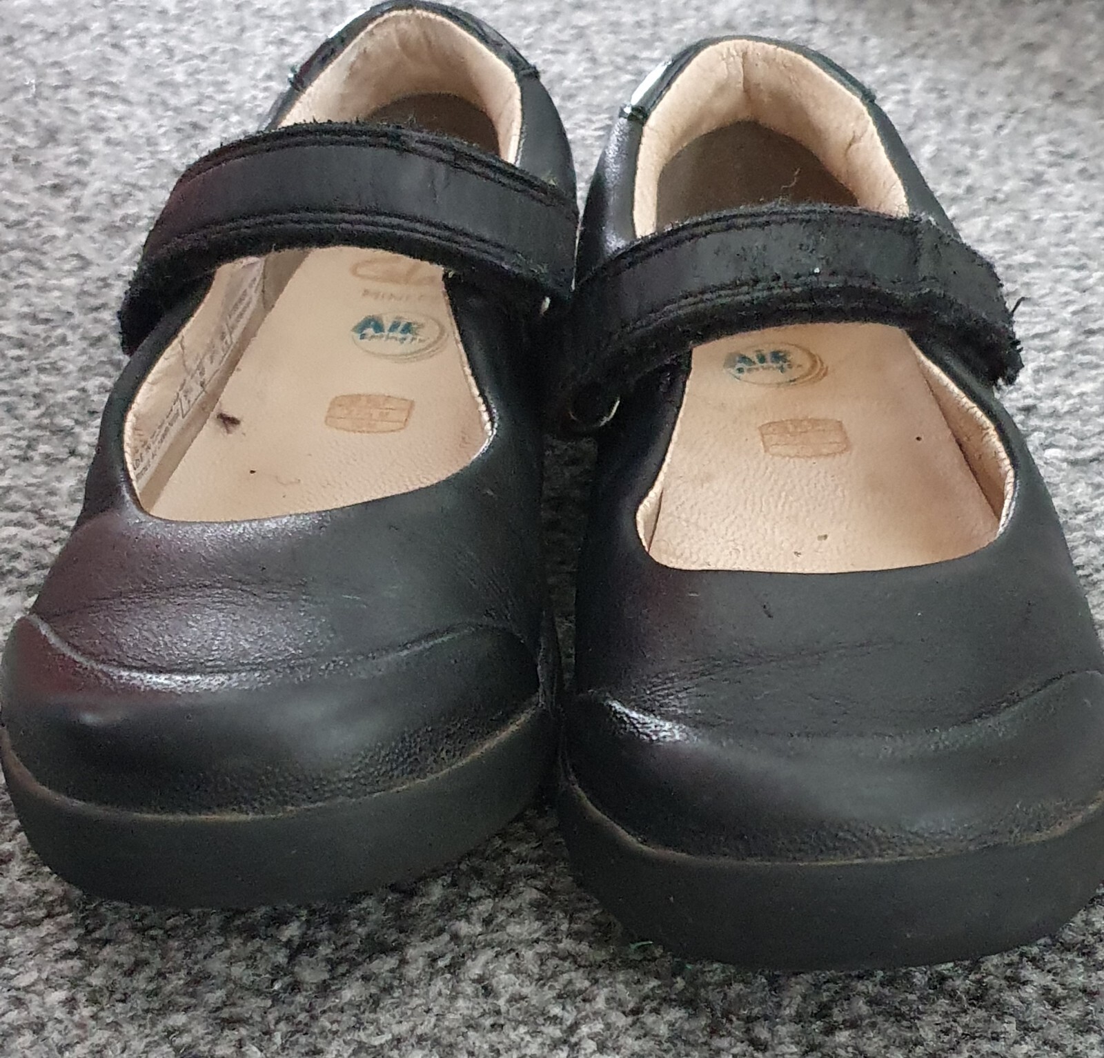 CLARKS Mini Folk Black Leather School Shoes size 9.5F GUC eBay