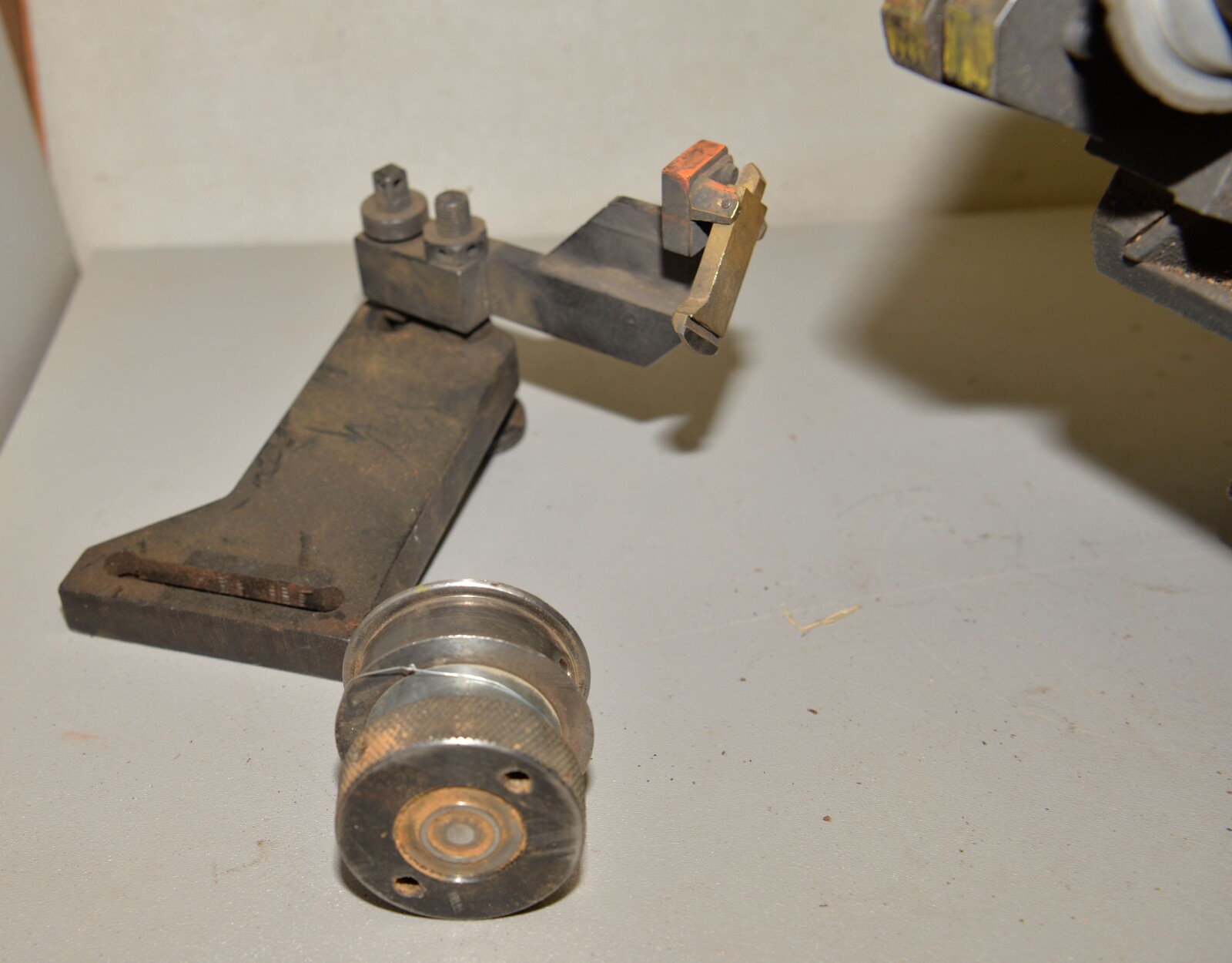 Vintage spin roll rotary grinding fixture tool cutter surface grinder