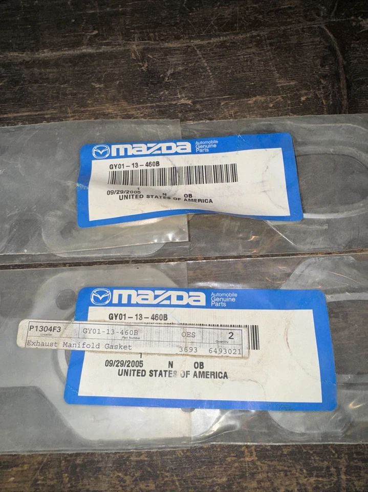 Junta de colector de escape del motor original NOS X2 Mazda MPV, Mazda6, Tribute V6 genuina Foto 2 de 2