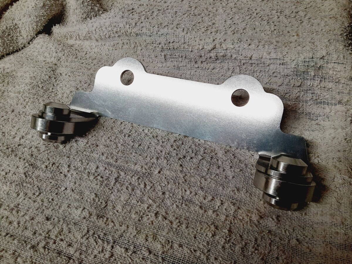 Upper Bracket For Memphis Shades MEM8962 Kawasaki Vulcan 900 Upper Bracket For Memphis Shades MEM8962 Kawasaki Vulcan 900