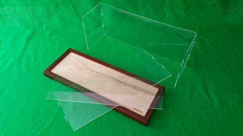 19"L x 6"W x 8"H Clear Acrylic Display Case Box Table Top Showcase Walnut frame - Picture 6 of 12