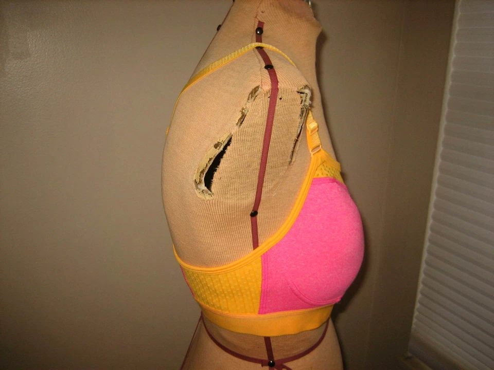 Sujetador deportivo acolchado pulóver rosa intenso, naranja CHAMPION - Estilo 1666 - Talla M Foto 3 de 4