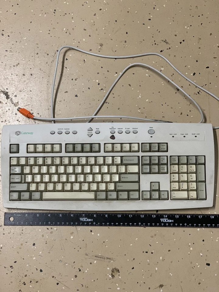Vintage Gateway 7001211 Mechanical Keyboard PS/2 Wired Computer Accessory - Image 2 of 4