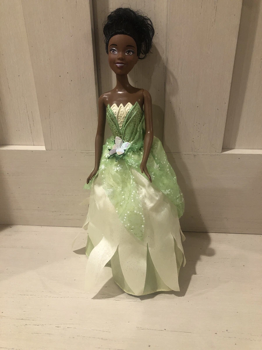 Disney princess 2 sales in 1 ballgown surprise